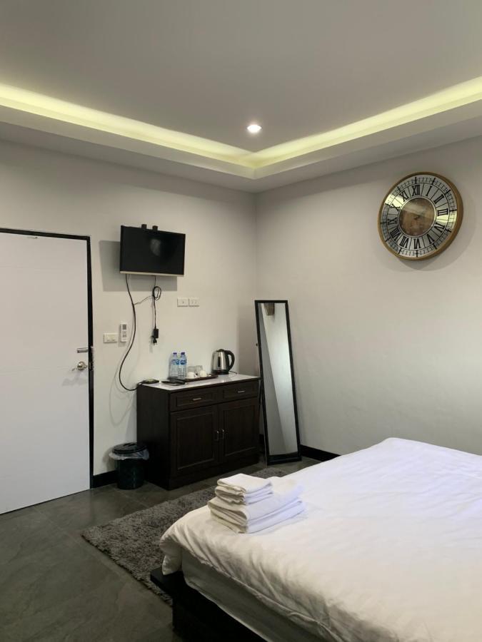 Youniverse Homestay Chiang Mai Luaran gambar